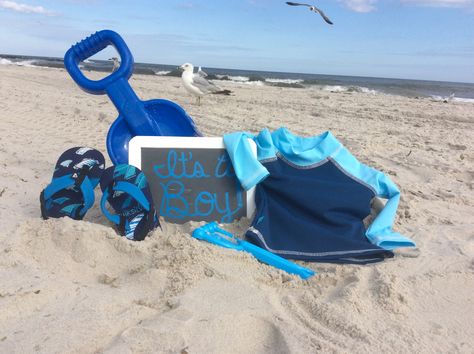 It's a Boy announcement- beach theme Baby Announcement Beach, Beach Gender Reveal, New Baby Dress, Announcement Pictures, It's A Boy Announcement, Fun Baby Announcement, Gender Announcements, Baby Announcement Pictures, Gender Reveal Ideas