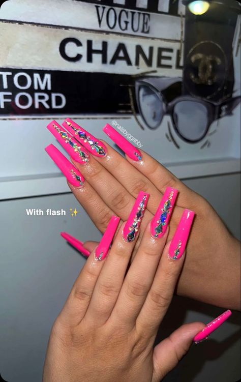 Neon Pink Long Nails, Long Neon Nails With Rhinestones, Neon Pink Nails With Rhinestones, Neon Bling Nails, Neon Pink Nail Designs, Hot Pink Nails With Rhinestones, Hot Pink Bling Nails, Pink Bling Nails, Summer Nails Neon