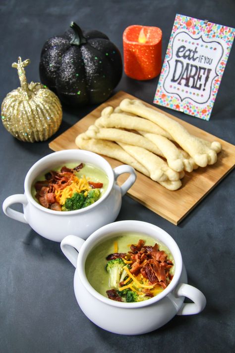 15. Cream of Broccoli Witches' Brew Soup  http://greatist.com/eat/easy-halloween-recipes Witches Brew Soup, Bone Breadsticks, Halloween Soup, Healthy Halloween Food, Cream Of Broccoli, Cream Of Broccoli Soup, Easy Halloween Food, Baking Bread Recipes, Broccoli Soup