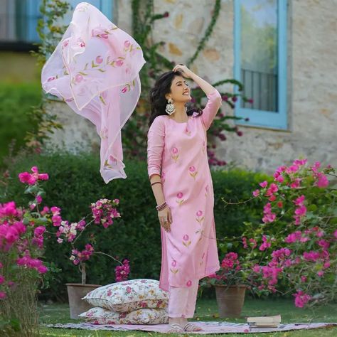 Girlies' day out outfit inspo✨🌸 This "Tiara Pink Hand Painted Suit Set" has a beautiful neckline, with elbow length sleeves and Hand painted flower motif all over it. Visit our website or DM us for more details! [ Everbloom, Indian wear, Ethnic Wear suit, Traditional, Indian outfit, Celebrity approved fashion, Content creator, Fashion influencer, Wedding outfit, Co-ord sets, Hand Painted Suits] #everbloom #summersale #offers #explorepage #perfectorder #mothersday #anarkali #suit #ethnicwea... Hand Painted Suits, Day Out Outfit, Painted Suits, Suit Traditional, Fashion Content Creator, Fashion Content, Fashion Influencer, Indian Outfit, Suit Set