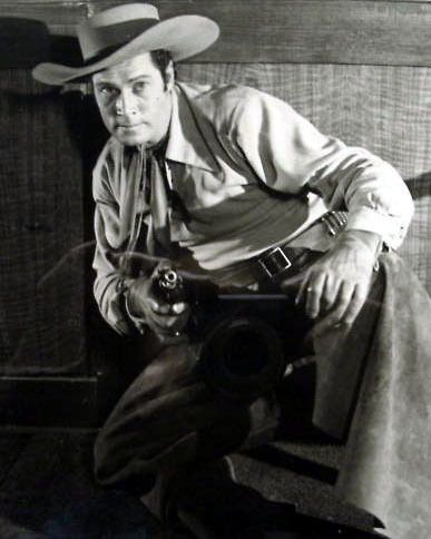 Clayton Moore Clayton Moore, George Reeves, Big Valley, Adam West, The Lone Ranger, Classic Movie Stars, Lone Ranger, Jesse James, Masked Man