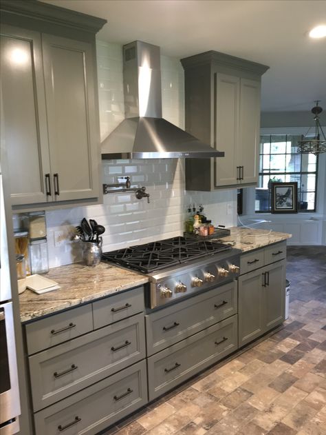 Charcoal Kitchen Cabinets With Brown Granite, Cabinet Colors With Brown Countertops, Victoria Kitchen, Kitchen Cabinet Inspiration, Kitchen Renovation Inspiration, Kitchen Design Gallery, Kitchen Cabinets And Countertops, Kitchen Redesign, Diy Kitchen Renovation