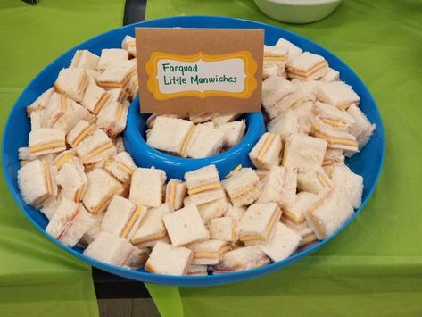 Shrek Snacks Food Ideas, Shrek Party Snacks, Shrek Snacks, Shrek Food Ideas, Shrek Themed Food, Shrek Party Food, Shrek Party, Movie Night Snacks, Toddler Birthday Party