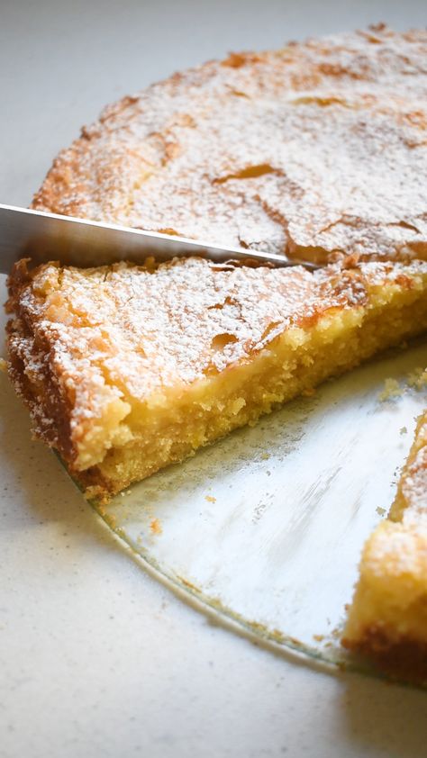 Tart Lemon Cake, Crustless Lemon Tart, Lemon Tart Cake, Summer Lemon Cake, Fruit Tarts Recipe Dessert, Gooey Lemon Cake, Whole Lemon Cake, Blueberry Yogurt Loaf, Italian Lemon Cake