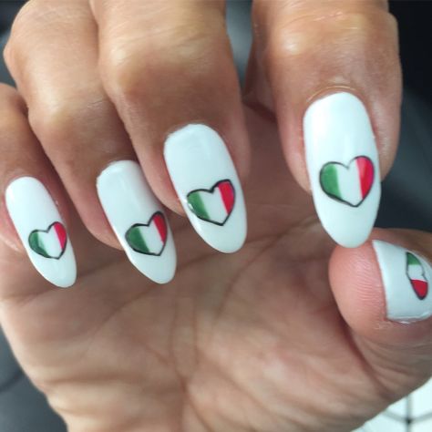 Christmas Nail Designs Acrylic, Italy Nails, Flag Nails, Wide Nails, Glitter Accent Nails, Round Nails, Summer Acrylic Nails, Christmas Nail Designs, Classy Nails