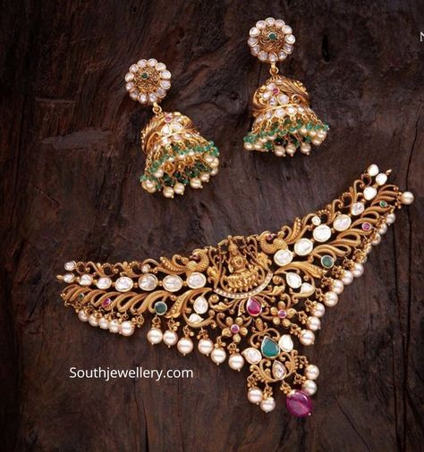 Lakshmi choker and jhumkas set Diamonds And Pearls, Set Photo, Jewellery Bridal, Jewellery Wedding, Beaded Necklace Designs, Indian Jewellery Design, South Indian Jewellery, Uncut Diamond, Wedding Jewellery