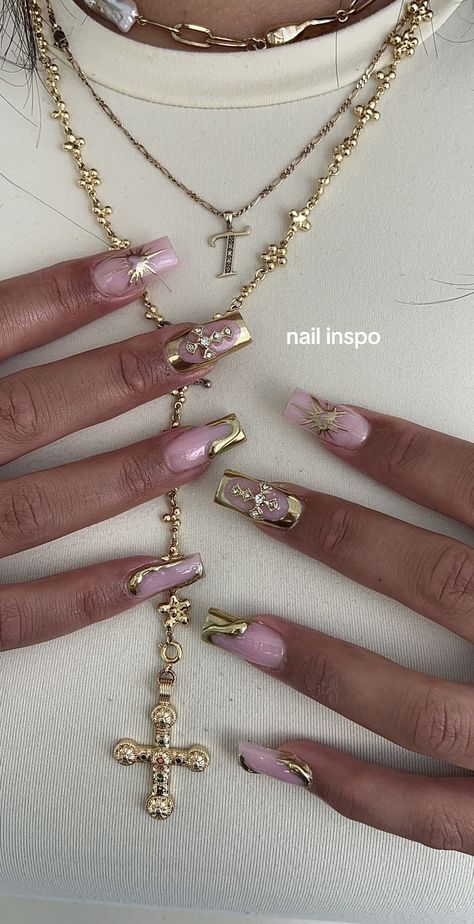 Ig/herartistrysyd | TikTok خواتم خطوبة, Spring Nails Ideas, Nail 2024, Spring Nail Trends, Girly Acrylic Nails, Classy Acrylic Nails, Luxe Jewelry, Unique Acrylic Nails, Bling Acrylic Nails