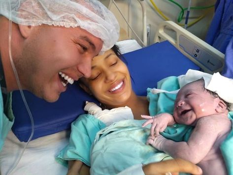 Dad Spends Months Talking To His Baby In The Womb, She Reacts To His Voice With The Biggest Smile Once Born | Bored Panda Unborn Baby, Baby Smiles, Smile Girl, Good Good Father, One Pic, Rio De Janeiro, To My Daughter, Newborn Baby