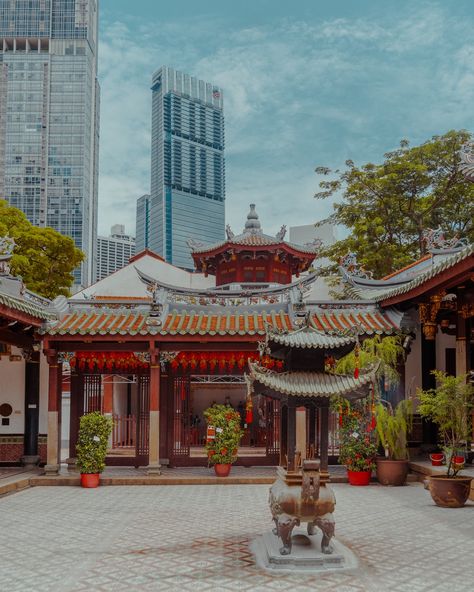 📍 Thian Hock Keng Temple - - - #singapore #visitsingapore #thisissingapore #singaporetravel #singaporetrips #beautifuldestinations #earthofficial #fantasticearth #stayandwander #neverstopexploring #travelinspiration #travelbucketlist #travelpost #dreamplace #dreamydestinations #travelscape Visit Singapore, Singapore Travel, July 7, Never Stop Exploring, Travel Bucket List, Beautiful Destinations, Travel Inspiration, Singapore, Travel Photography