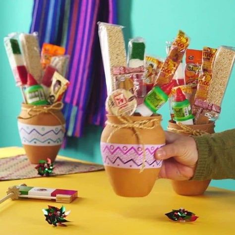 Colorful Fiesta Party, Botanas Mexicanas Ideas Fiesta, Cantaritos Decoration, Ideas Para Dulceros, Mexican Party Ideas, Fiesta Mexicana Ideas, Fiesta Theme Party Decorations, Charro Theme, Mexican Fiesta Decorations