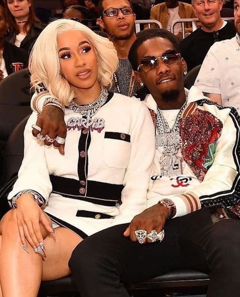 Cardi B And Offset, Queen Naija, Bronx Rappers, Gabriella Demartino, Ski Pictures, Cardi B Photos, Leading Women, 2010s Fashion, Celebrities Fashion