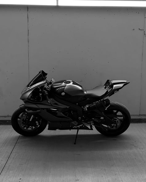 Yamaha R3 Aesthetic, Yamaha R6 Aesthetic, Yamaha R7 Black, Yamaha Super Bikes, Yamaha R6 Black, Yamaha Motorcycles Sports, Daytona 675r, R6 Motorcycle, Ninja Motorcycle