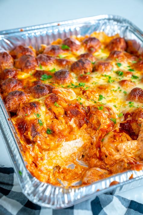 Meatball Sub Casserole | 12 Tomatoes Meatball Biscuit Bake, Baked Italian Subs 12 Tomatoes, Meatball Sub Bubble Up Bake 12 Tomatoes, 12tomatoes Recipes, Baked Meatball Subs, Meatballs Marinara, Meatball Parm, Meatball Sub Casserole, Hamburger Meals