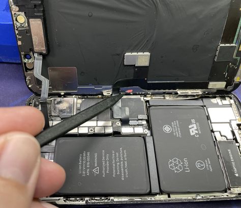 Get your iPhone fixed quickly and efficiently. We handle screen repairs, battery replacements, and water damage. Trust our experienced technicians for reliable service.

☎️ 𝟳𝟴𝟲-𝟲𝟬𝟬-𝟲𝟵𝟵𝟵 Iphone Battery Replacement, Iphone Battery, Iphone Repair, Screen Repair, Water Damage, Miami, Repair, Screen, Iphone