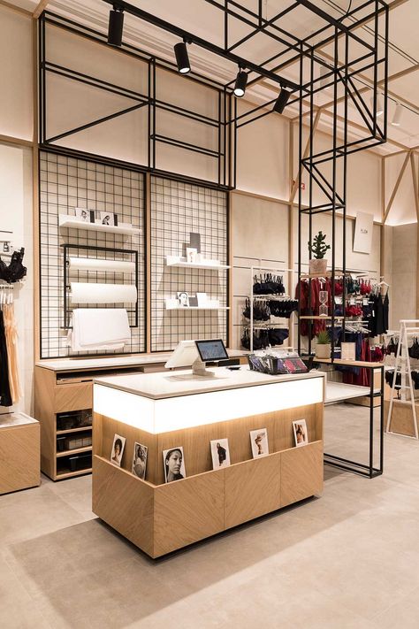 CL – Chantelle Lingerie | Flawless Milano Retail Shop Design, Lingerie Stores, Multibrand Store, Retail Space Design, Showroom Interior Design, Store Layout, Store Interiors, Design Practice, Display Cases