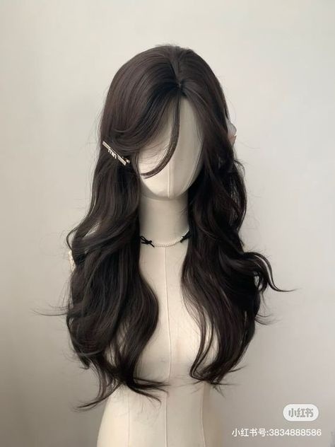 #aesthetic #koreangirl #ulzzang #sanrio #kpop #chinese #korean #yellow #blue #pink #fashion #clothinginspo Hair Styles Mannequin, Long Chinese Hair, Hair On Mannequin, Korean Hair Long, Ulzzang Haircut, Teenager Haircut, Hair Ideas Korean, Chinese Haircut, Ulzzang Hairstyle