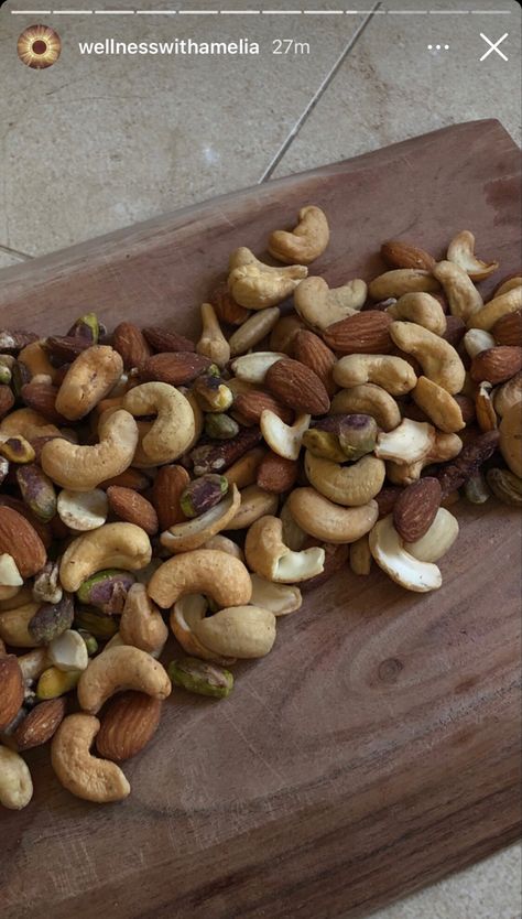 Nuts Aesthetic Food, Superhuman Diet, Nuts Aesthetic, Recovery Food, Food C, Bistro Food, Nut Snacks, Food Babe, Pregnancy Food