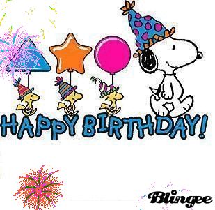 Snoopy Birthday Images, Happy Birthday Snoopy Images, Peanuts Happy Birthday, Happy Birthday Mommy, Peanuts Birthday, Happy Birthday Man, Snoopy Birthday, Birthday Wishes Greetings, Birthday Greetings Friend