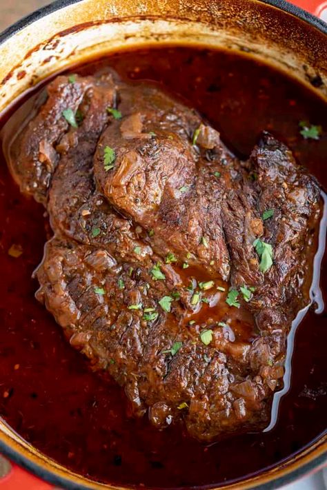 Red Wine Pot Roast - Dinner, then Dessert Red Wine Pot Roast, Wine Pot Roast, Crock Pot Roast, Prime Ribs, Meat Board, Red Wine Recipe, Pot Roast Crock Pot Recipes, Classic Pot Roast, Rib Recipe