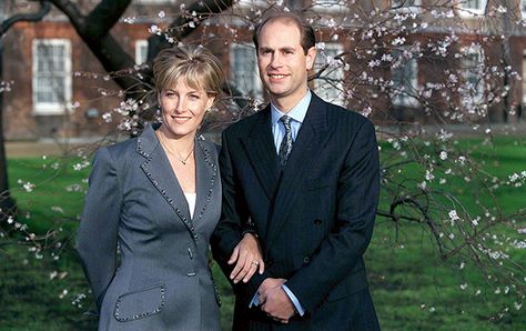 Edward And Sophie, Royal Engagement Rings, Lady Louise Windsor, Charles And Diana, Sarah Ferguson, Duchess Of York, Isabel Ii, Royal Engagement, Diana Spencer