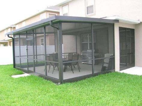 Patio Screen Enclosure, Outdoor Screen Room, Enclosed Patio Ideas, Oviedo Florida, Screened In Porch Diy, Back Porch Designs, Moderne Pools, Screened Porch Designs, Screen Enclosures