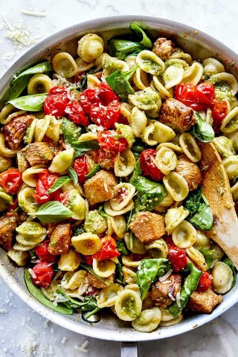 Pesto Pasta with Balsamic Chicken | foodiecrush.com Easy Parmesan Crusted Chicken, Fast And Easy Dinner, Chicken Pesto Pasta, Pesto Pasta Recipe, Chicken Roasted, Pesto Pasta Recipes, Chicken Pesto, Cold Pasta, Baked Chicken Parmesan