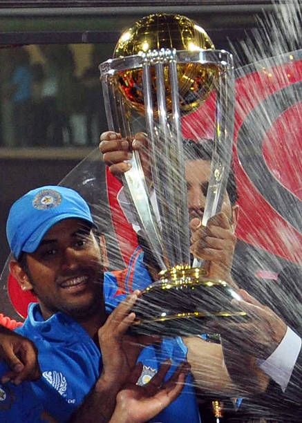 2011 Cricket World Cup, 2011 World Cup, Mahendra Singh Dhoni, Childhood Images, Indian Cricket Team, World Cup Trophy, Ms Dhoni Wallpapers, Cricket In India, India Cricket Team