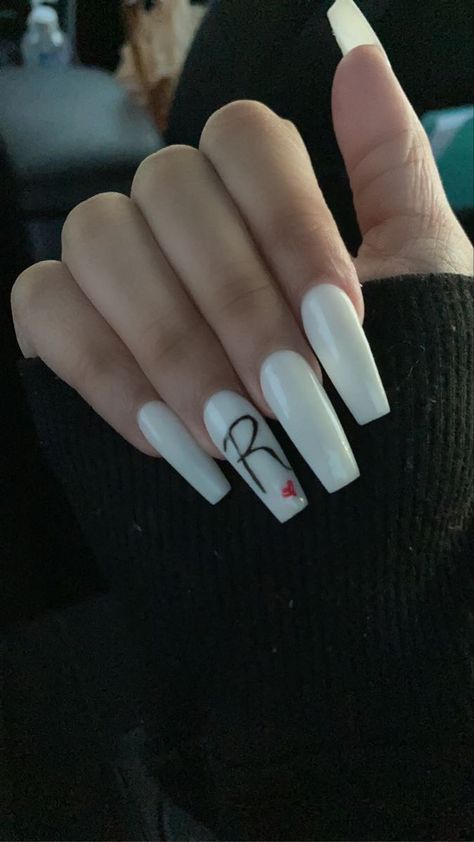 Nail Designs W Initial, Initial Heart Nails, Heart And Initial Nails, White Nails W Initials, Acrylic Nails With R Initial, Acrylic Nail Initial Designs, Partner Initial Nails, Nail Ideas With Bf Initials, Acrylic Nails With Initial And Heart