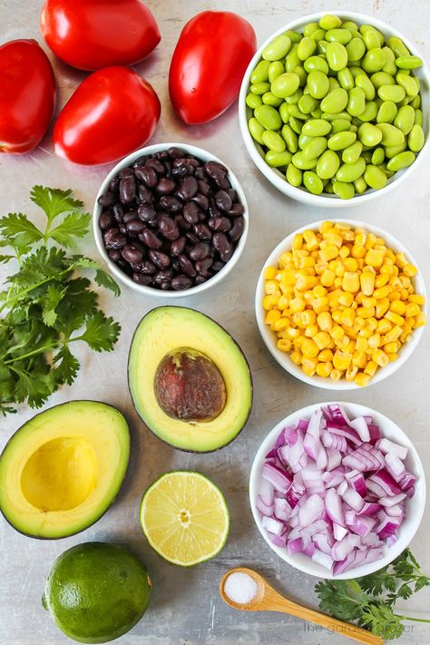 An easy Black Bean Edamame Salad recipe with sweet corn and avocado! Just 8 simple ingredients and filled with hearty plant-based protein. Edamame Salad Recipes, Salad With Edamame, Edamame Recipes Salad, Garden Grazer, Edamame Salad, Salad With Avocado, Meatless Recipes, Best Salad Recipes, Avocado Salad