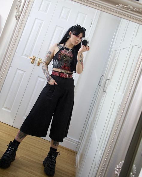 Goth Outfits Casual, Summer Goth Outfits, Alt Summer Outfits, Alt Outfits, 2000s Outfits, Estilo Punk, Punk Outfits, Goth Outfits, Edgy Outfits