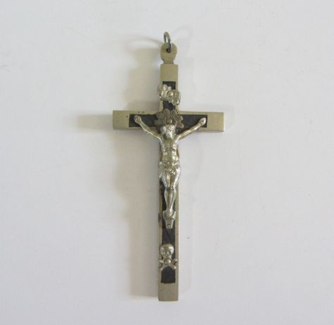 Vintage Pectoral Catholic Cross Crucifix Skull & Crossbones Pendant Large 4'' Cross Pictures, Catholic Cross, Skull Crossbones, Vintage Collectibles, Skull And Crossbones, See Photo, Vintage Collection, Collectibles, Best Deals