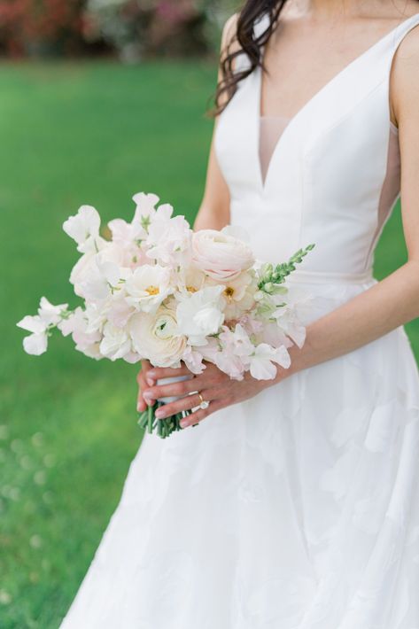 Whimsical Wedding Florals, Pink And White Bouquet Wedding, Pink And White Bridesmaid Bouquet, Pale Pink Wedding Flowers, Light Pink Bridal Bouquet, Blush And White Bouquet, Bouquet Shapes, Pink And White Bridal Bouquet, Wedding Bouquet White