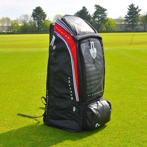 There are many different cricket bag models available on the market, and each of them has its own advantages and can serve different purposes better. You can choose one according to your taste, your skill level, how much you play, whether you play recreationally or professionally, and so on. Before buying one for your needs, you should learn about all the different types and their uses. Waterproof Shoes, Buying Guide, Large Bag, Walk On, Different Types, Are You The One, Duffle Bag, Bags Designer, Wheel