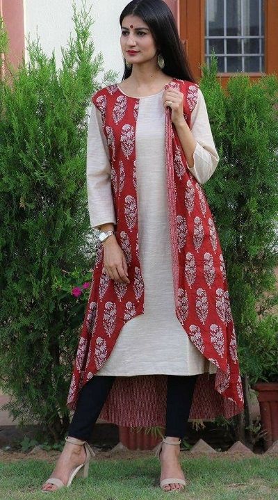 Shrug Kurti Designs Tailor Design, Dresses By Pattern, Shrug For Dresses, Kurta Style, Kurti Patterns, Salwar Designs, Long Kurti Designs, Kurta Designs Women, Ethnic Outfits