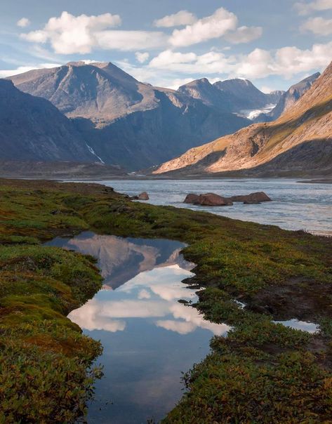 Auyuittuq National Park in Canada Auyuittuq National Park, Gros Morne National Park, Best National Parks, Yoho National Park, Places To Live, Visit Canada, The Great White, Unique Hotels, Prince Edward Island