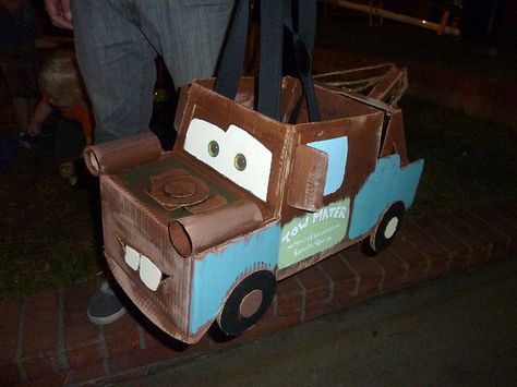 Handmade Mater Costume | Flickr - Photo Sharing! Cardboard Box Costume, Cars Halloween Costume, Pixar Costume, Disney Cars Characters, Car Costume, Cardboard Box Car, Tow Mater, Box Costumes, Cars Birthday Party Disney