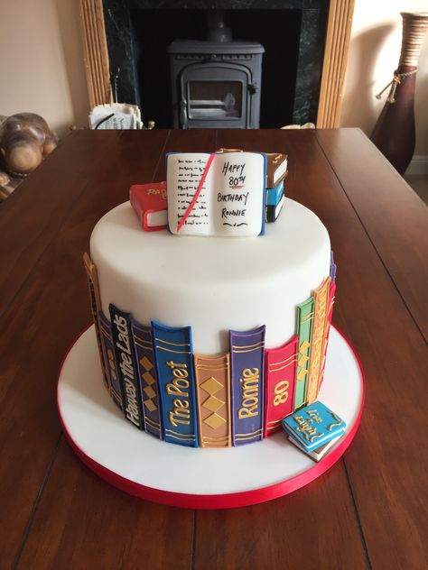 Birthday Cakes Book Theme, Cakes Inspired By Books, Book Club Cake Ideas, Book Theme Cake Ideas, Book Design Cake, History Cake Ideas, Books Birthday Cake, Bookish Birthday Cakes, Books Cake Ideas