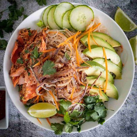 Thai Glass Noodle Salad, Glass Noodles Recipe, Salad With Salmon, Glass Noodle Salad, Quick Salmon, Cellophane Noodles, Chili Garlic Paste, Leftover Salmon, Mustard Salmon