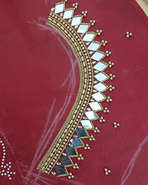 Aari Work Mirror Designs, Mirror Work Aari Blouse Design, Aari Work New Designs, Wheat Bead Aari Work Design, Mirror Aari Work Blouse Design, Aari Mirror Work Designs, Simple Aari Work Blouse Design, Simple Aari Work Blouse, Blouse Design Aari Work