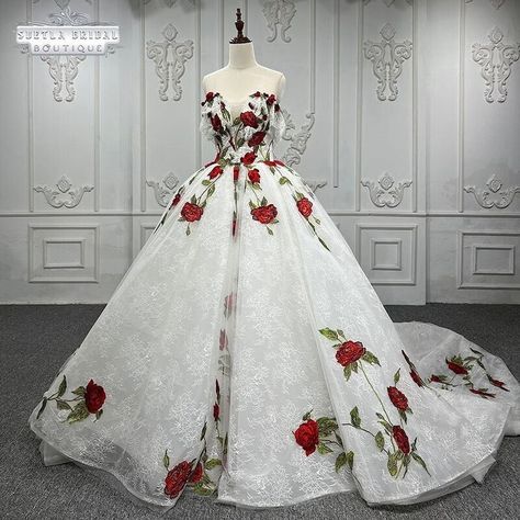 Botanical Wedding Dress, Off Shoulder Wedding Gown, Red Wedding Gowns, Quinceanera Dresses Red, Champagne Quinceanera Dresses, Princess Evening Dress, White Quinceanera Dresses, Purple Quinceanera Dresses, Black Quinceanera Dresses