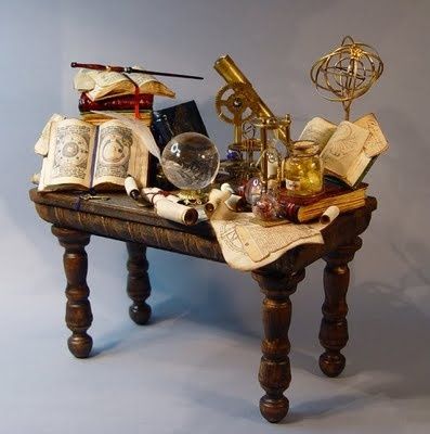 Miniature Wizard Room, Wizard Furniture, Wizard Room, Weird People, Haunted Dollhouse, Room Boxes, Fairy Furniture, Halloween Miniatures, Steampunk Decor