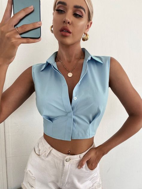 Job Clothes, Sleeveless Button Down Shirt, Crop Top Designs, Upcycle Shirt, Fashion Enthusiast, Women Blouses, Plain Shirts, Clothes Crafts, Crop Shirt