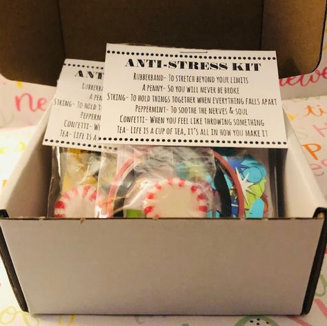 The Wonderful ANTI-STRESS KIT set of Five - Etsy Work Survival Kit Ideas, Diy Promotional Items, Crazy Gift Ideas, Company Retreat, Breakup Gift, Survival Kit Gifts, Retreat Gifts, Silly Gifts, Survivor Gift