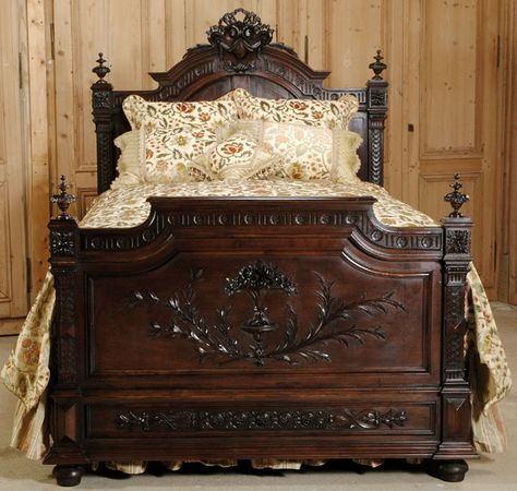 French 1800's. Look at the detail, craftsmanship, and quality. Not much is made like this anymore. Antique Bed, Victorian Bed, Antique Beds, Carved Furniture, Victorian Furniture, Shabby Chic Bedroom, Victorian Decor, Vintage Bed, Chic Bedroom