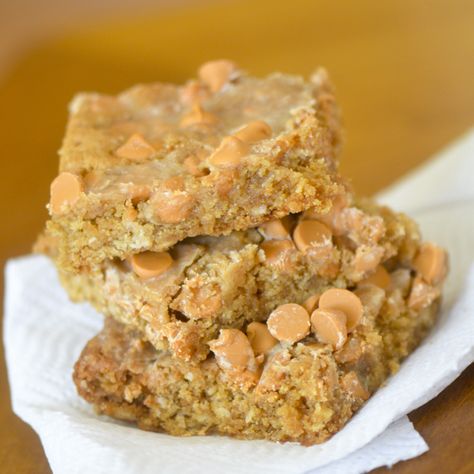 Butterscotch Peanut Butter Bars// Trisha's Southern Kitchen  http://www.foodnetwork.com/recipes/trisha-yearwood/butterscotch-peanut-butter-bars.html Tricia Yearwood Recipes, Butterscotch Peanut Butter, Butterscotch Bars, Trisha Yearwood Recipes, Peanut Butter Bars Recipe, Food Network Chefs, Trisha Yearwood, Butter Bars, Peanut Butter Bars