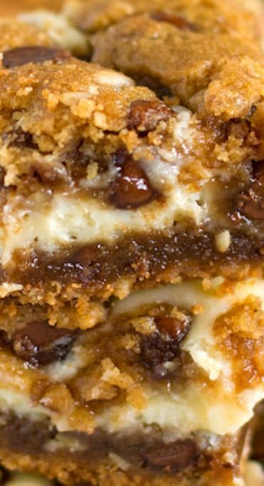 Peanut Butter Chocolate Chip Cookie Cheesecake Bars Bars Dessert Recipes, Chocolate Chip Cookie Cheesecake Bars, Cookie Cheesecake Bars, Cheesecake Baked, Peanut Butter Chocolate Chip Cookie, Chocolate Chip Cookie Cheesecake, Sweet Bars, Cheesecake Balls, Bars Dessert