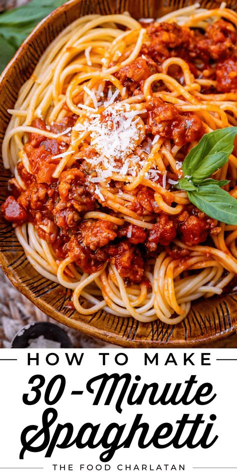 Easy Spaghetti Sauce Recipe Easy Spaghetti Sauce, Spaghetti Dishes, Homemade Spaghetti Sauce Recipe, The Food Charlatan, Sausage Spaghetti, Spaghetti Sauce Recipe, Homemade Spaghetti Sauce, Easy Spaghetti, Mild Italian Sausage