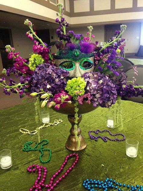 Mardi Gras Floral Arrangements, Masquerade Ball Flower Arrangements, Mardi Gras Flower Arrangements, Mardi Gras Dinner Party, Masquerade Ball Decorations, Mardi Gras Dinner, Work Event Ideas, Corporate Gala, Mardi Gras Diy