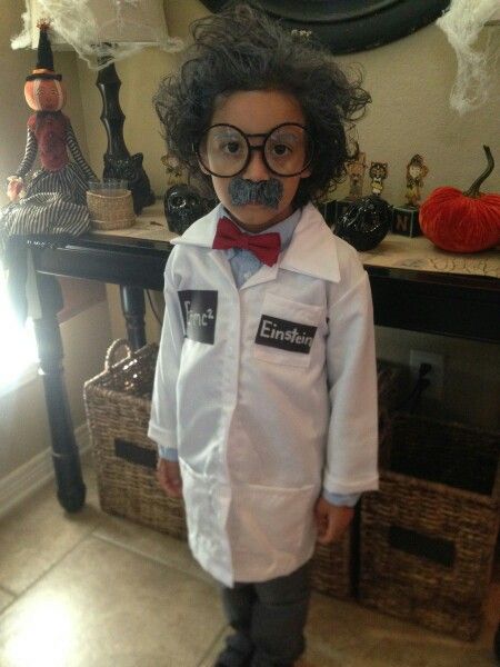 Einstein Halloween Costume, Maths Day Costumes Kids, Albert Einstein Costume, Einstein Costume, Invisible Man Costume, Fly Costume, Gumball Machine Costume, Scientist Costume, Halloween Costumes Kids Boys