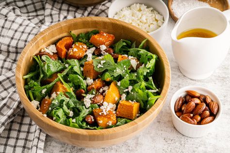 Butternut Squash Salad Recipes, Salad With Roasted Butternut Squash, Grilled Butternut Squash, Roasted Butternut Squash Salad, Soup And Salad Combo, Healthy Squash Recipes, Homemade Vinaigrette, Fall Salad, Slender Kitchen